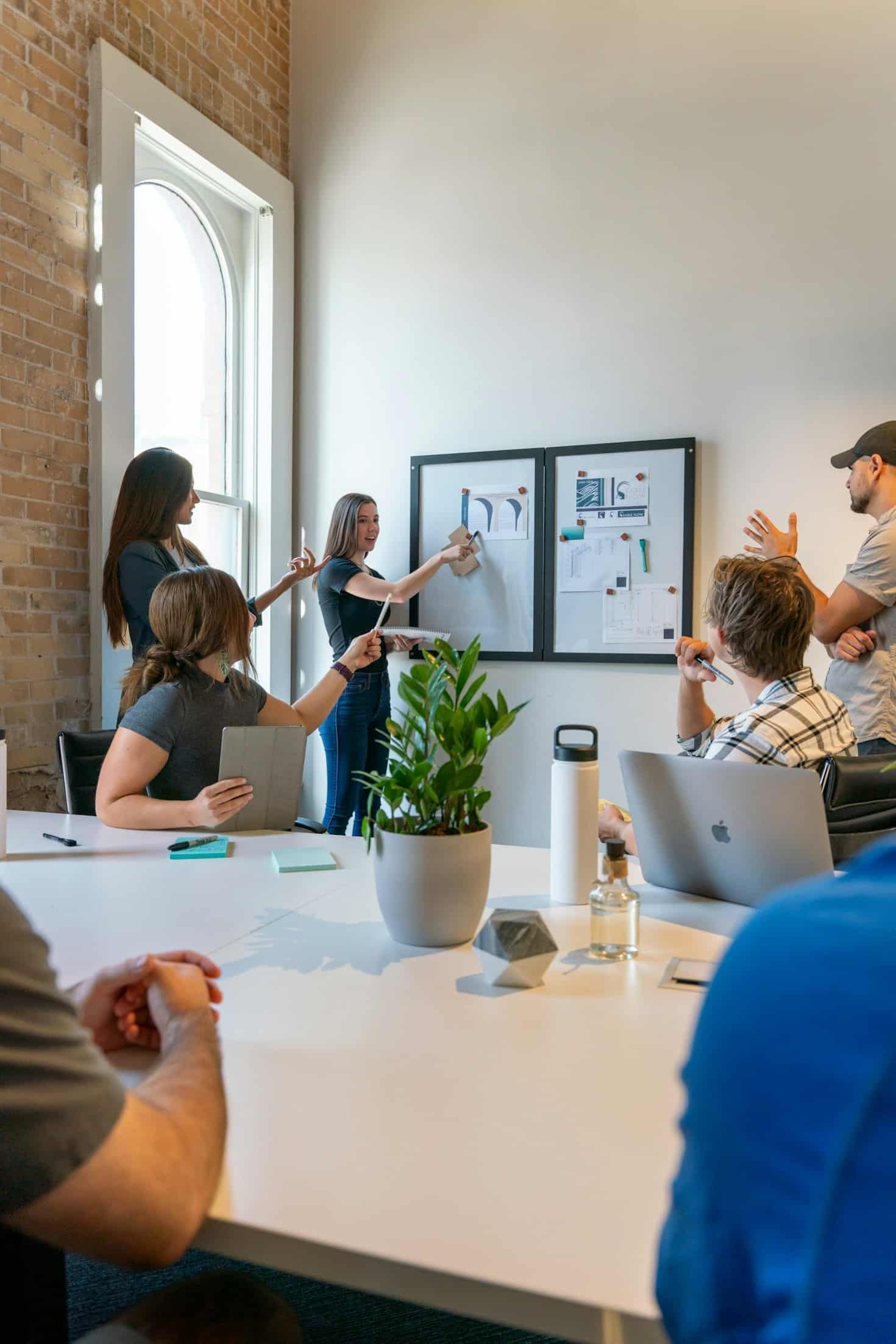 Five Simple Automation Prompts That Save Marketers Ten Hours Weekly
