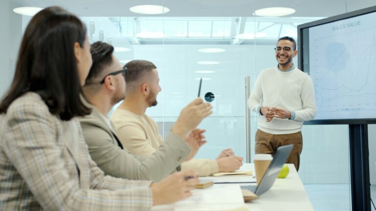 Beyond The Hype: How Small Businesses Win With Targeted Intelligence